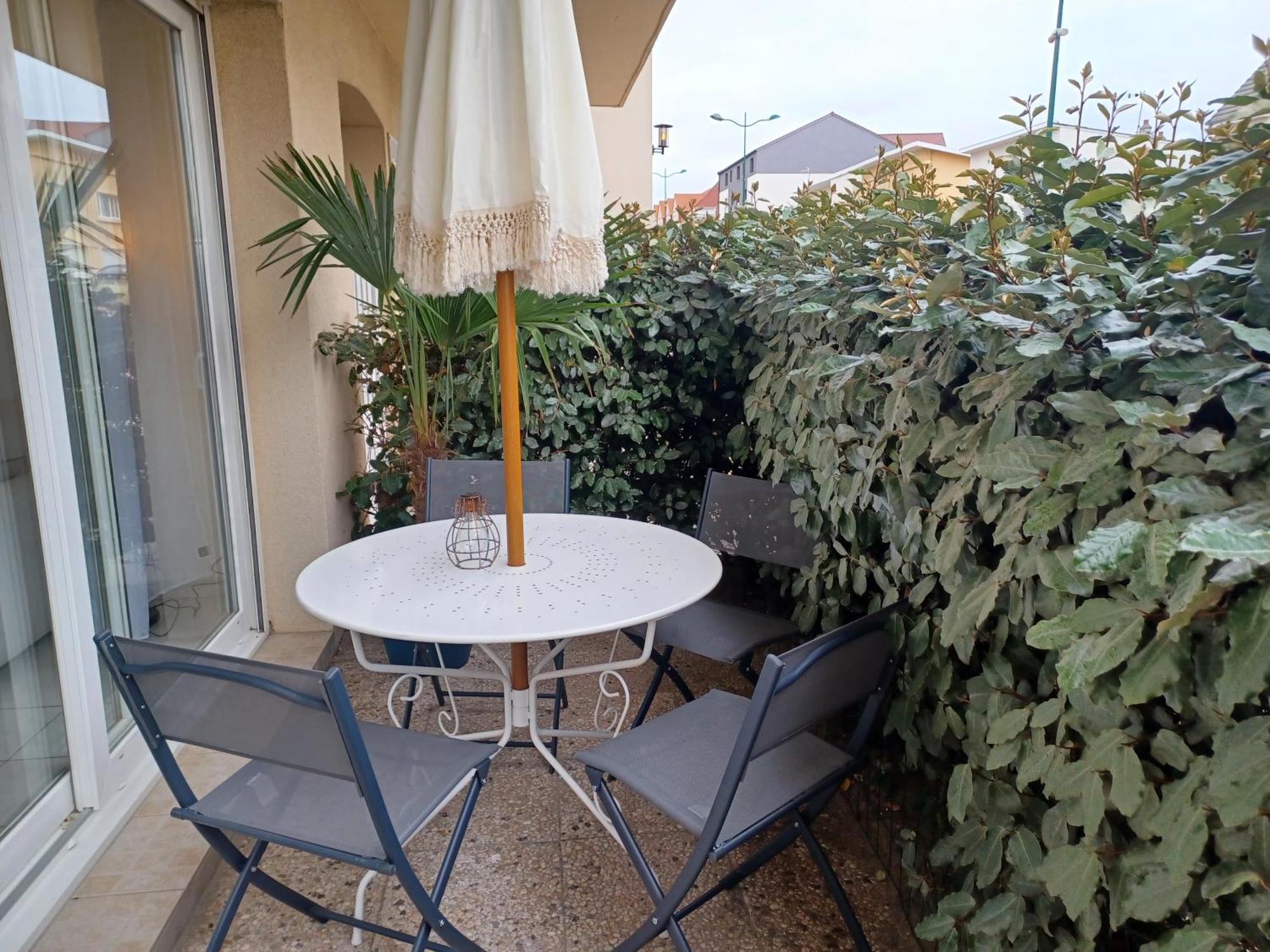 T3 Rez-De-Chaussee Lumineux Avec Terrasse Proche Plage Cucq Εξωτερικό φωτογραφία